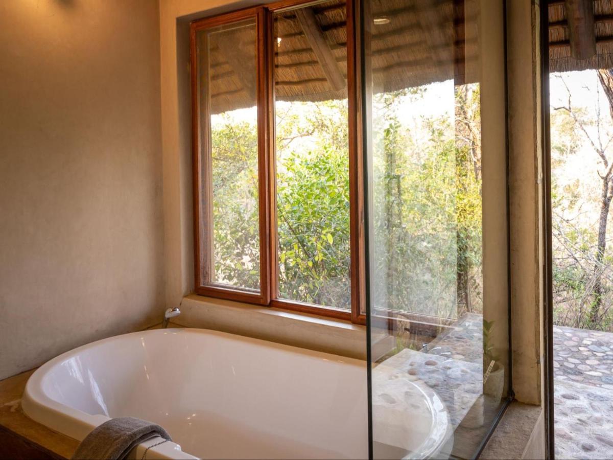 Shimungwe Lodge, Thornybush Game Reserve Hoedspruit Luaran gambar